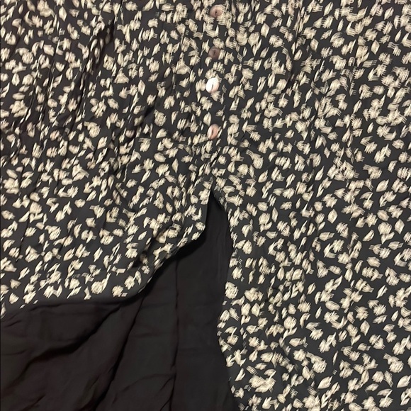 Long Black Floral Women's Skirt - Picture 2 of 4